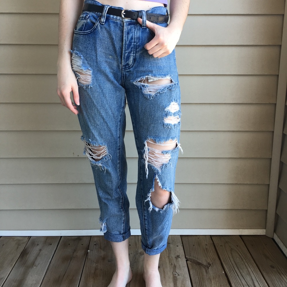 Denim Ripped (boyfriend/mom) Jeans.